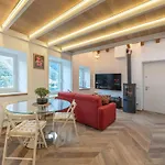 Oakwood - With Breathtaking Views Лалльо