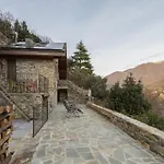 Oakwood - With Breathtaking Views